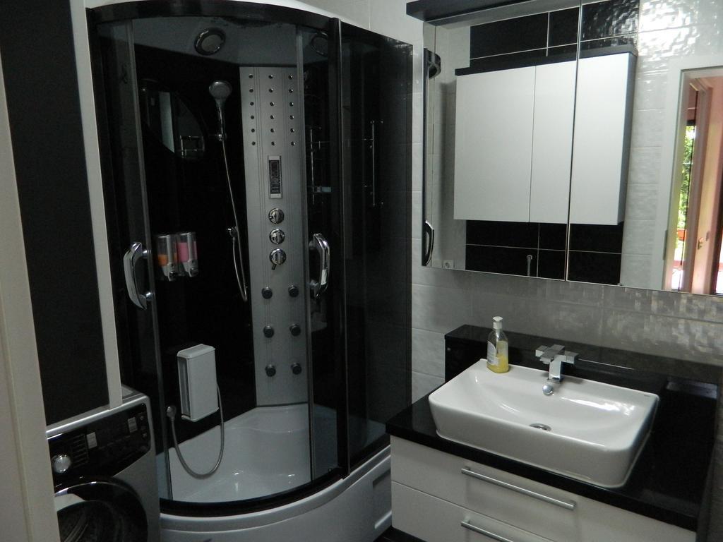 Cazare Vio Hotell Cluj-Napoca Exteriör bild